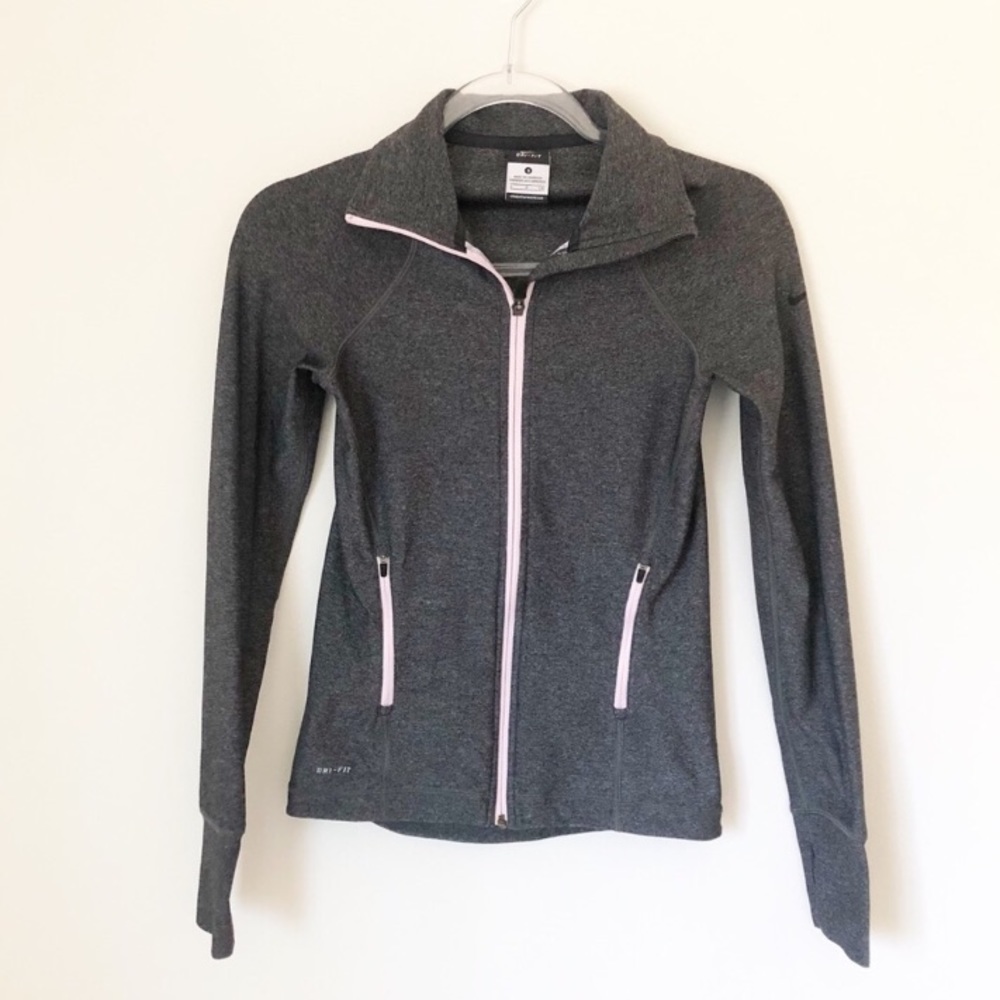 Nike Dri-fit Zip up Jacket size:Small